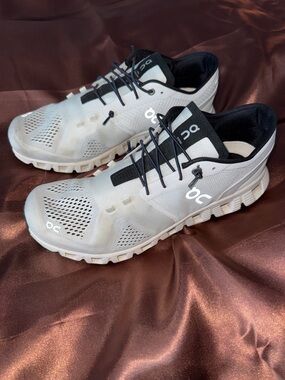 On Cloud Black & White Running Shoes